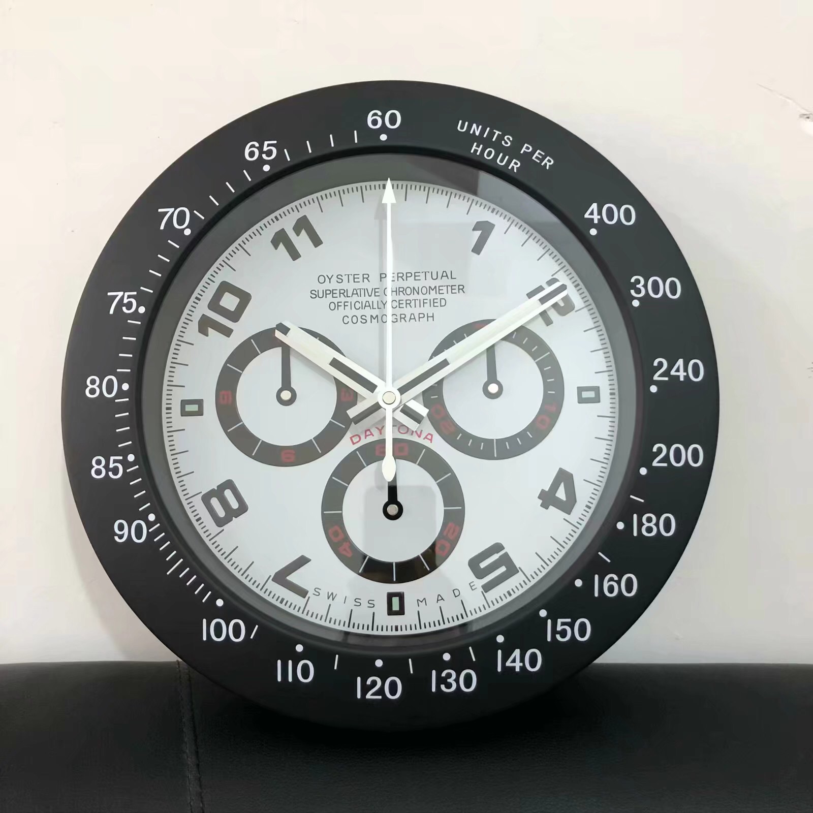 Battery Wall Clock 34CM - Click Image to Close